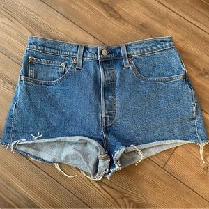 Levi’s 501 Cut off Shorts